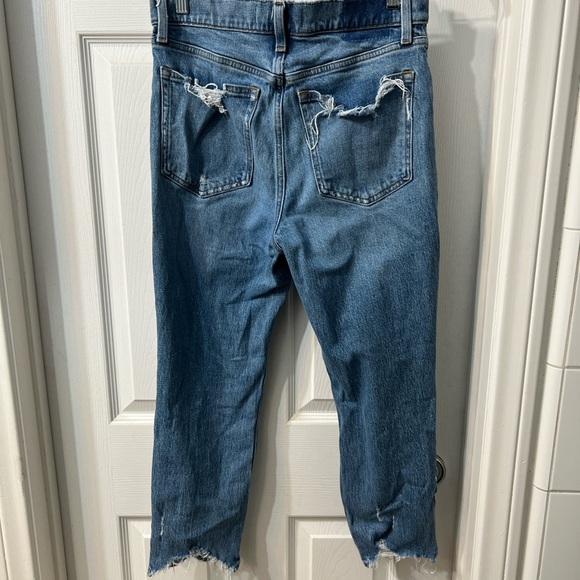 Abercrombie & Fitch High Rise Mom Jean - Picture 3 of 3